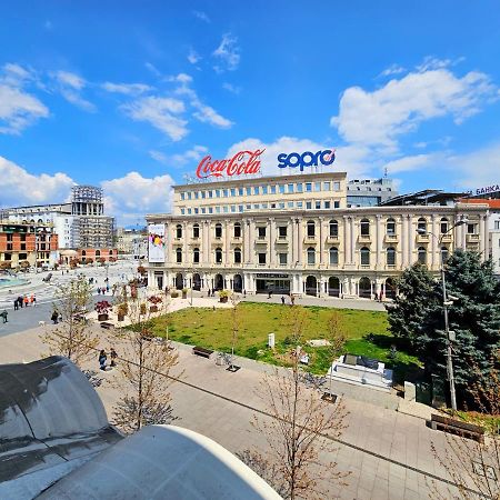 Mika Square Apartment Skopje Bagian luar foto
