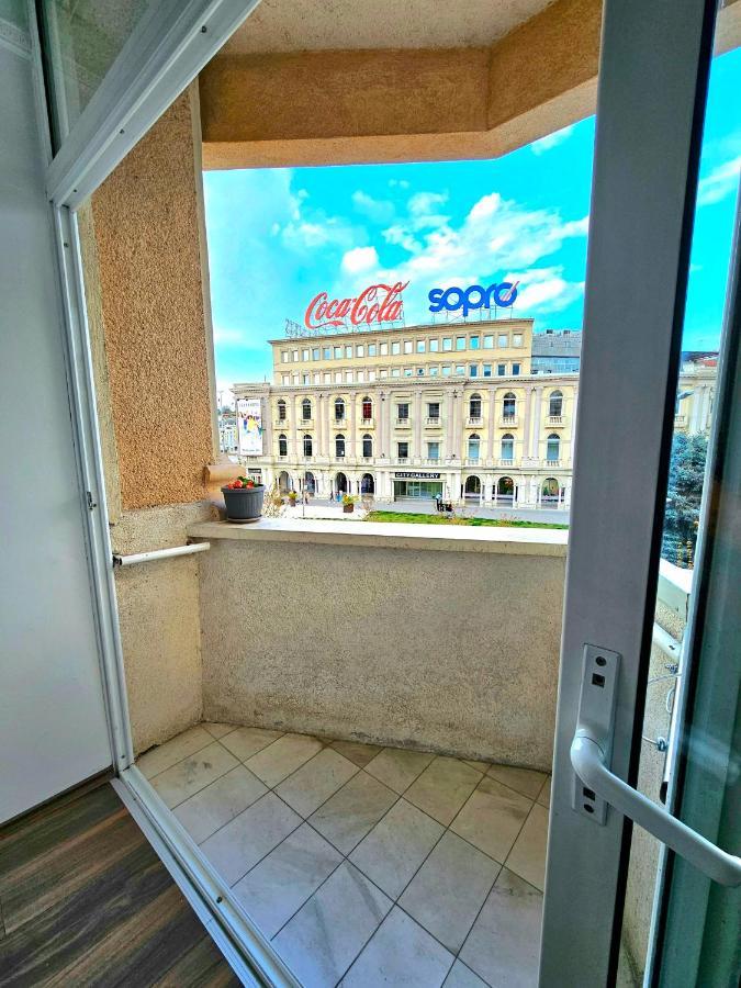 Mika Square Apartment Skopje Bagian luar foto